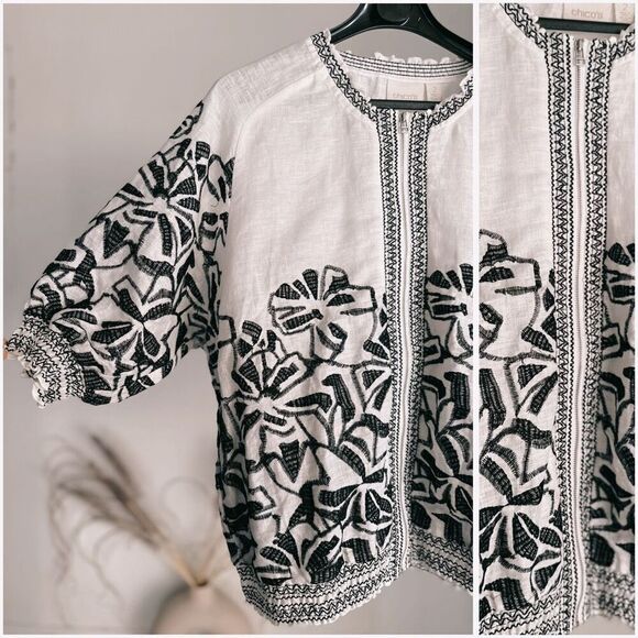 Chico’s 100% Linen Embroidered Smocked Jacket 2 / Large - Picture 3 of 5